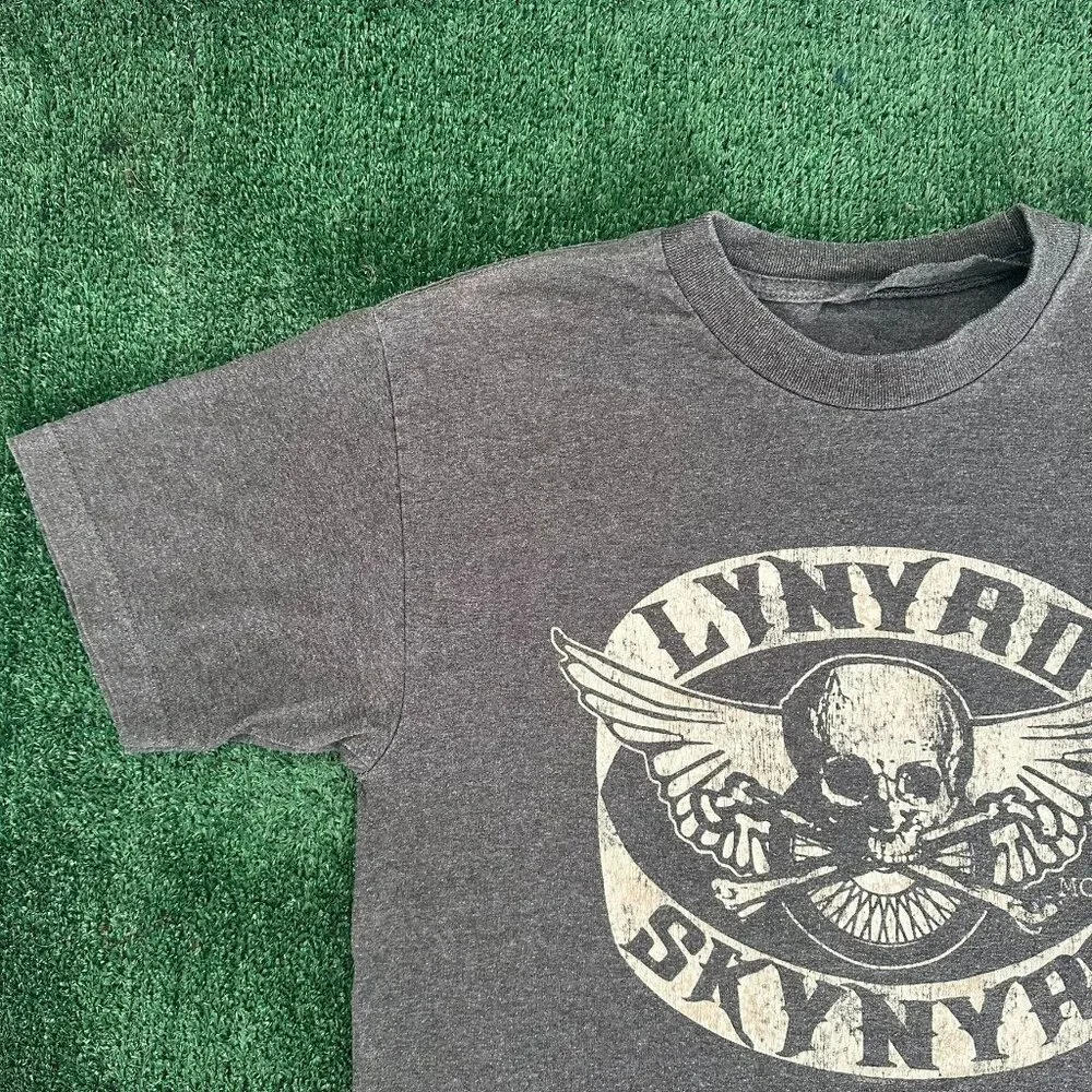 Vintage Y2K Lynyrd Skynyrd Rock Band T-Shirt Skull Biker Tee - Picture 2 of 5